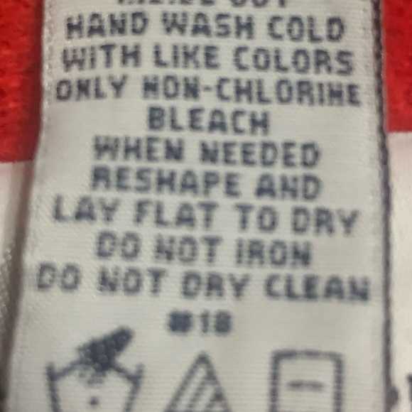 C. b. Collections Soft Red Comfy Sweater L - Picture 3 of 5